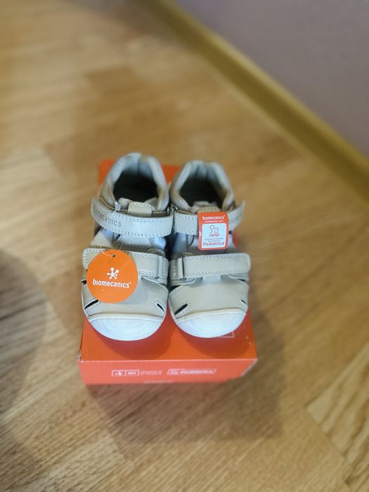 Сандали Biomecanics. Новые. Доставка