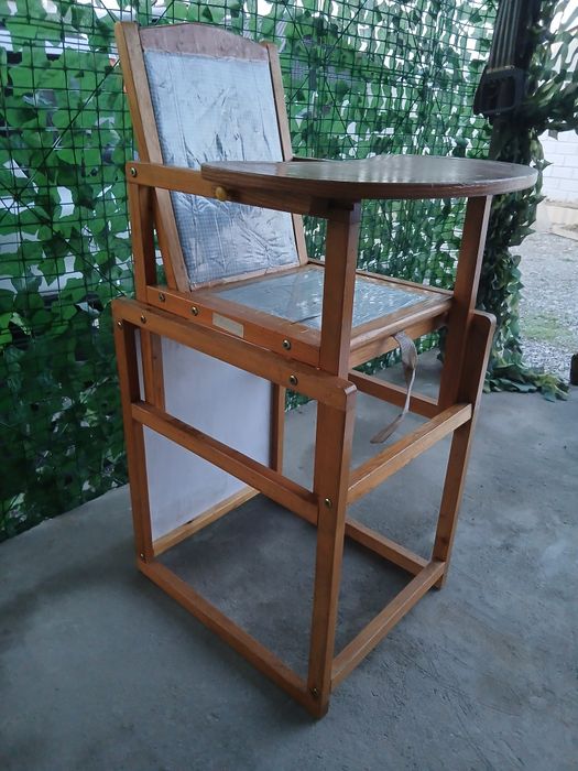 Продам детский стульчик трансформер для кормления