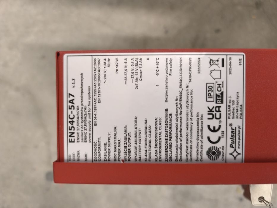 Vând surse 24V, curent continuu