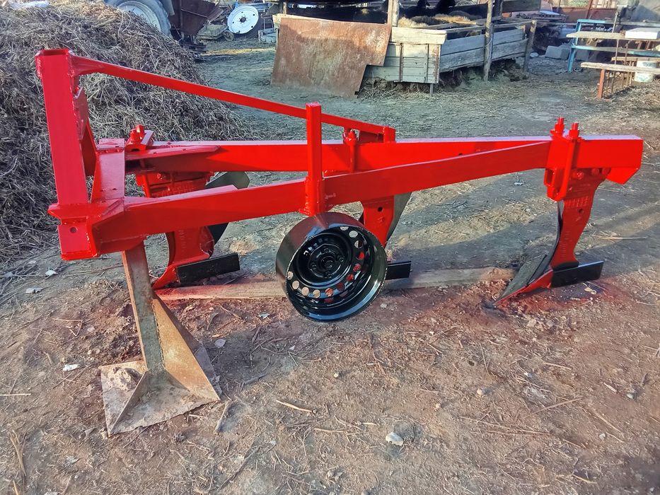 Плуг 3.35 на Беларус