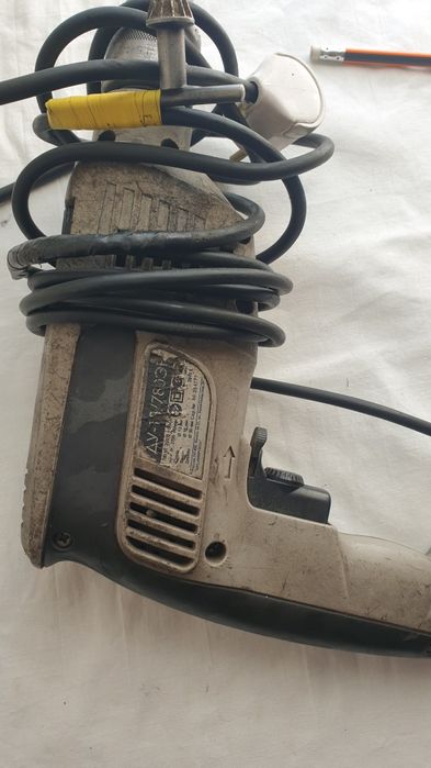 Дрель электрическая