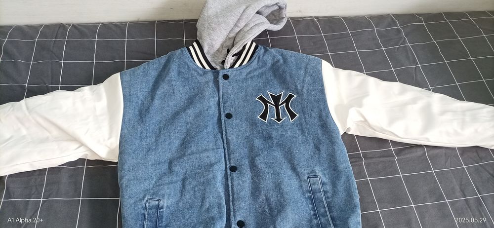 Много дрешки за момче на 10-11 г.