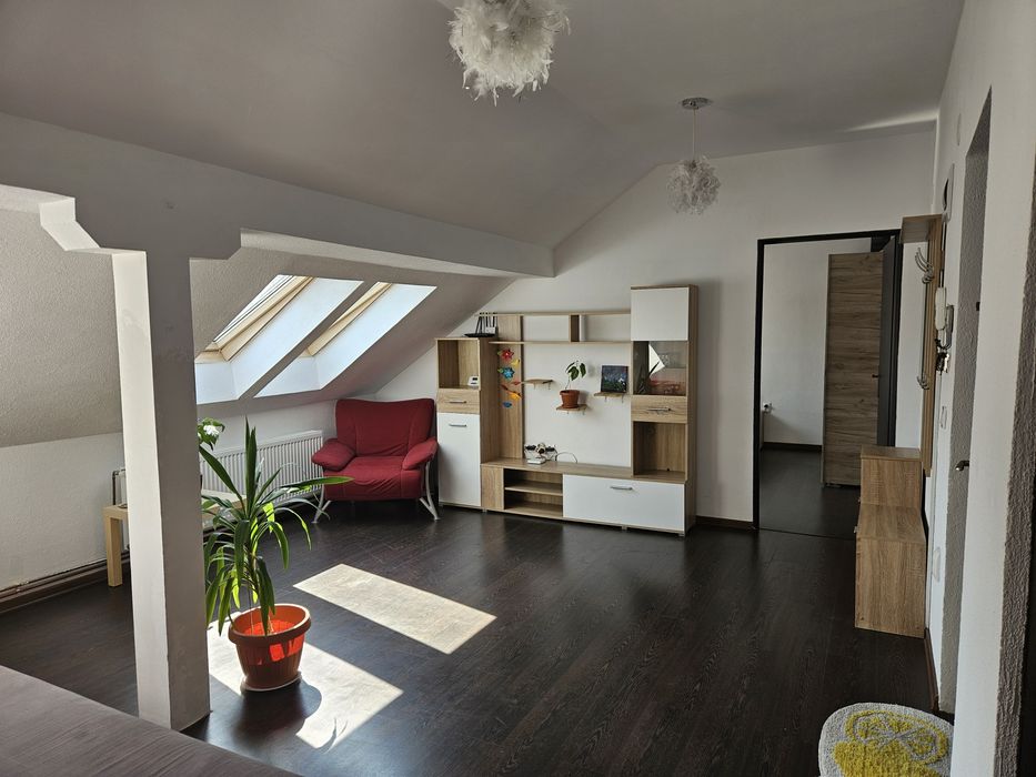 Închiriez apartament 2 camere