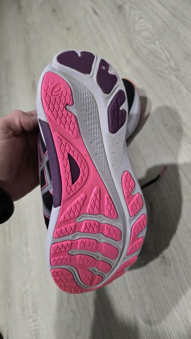 Дамски маратонки ASICS GEL-KAYANO 30