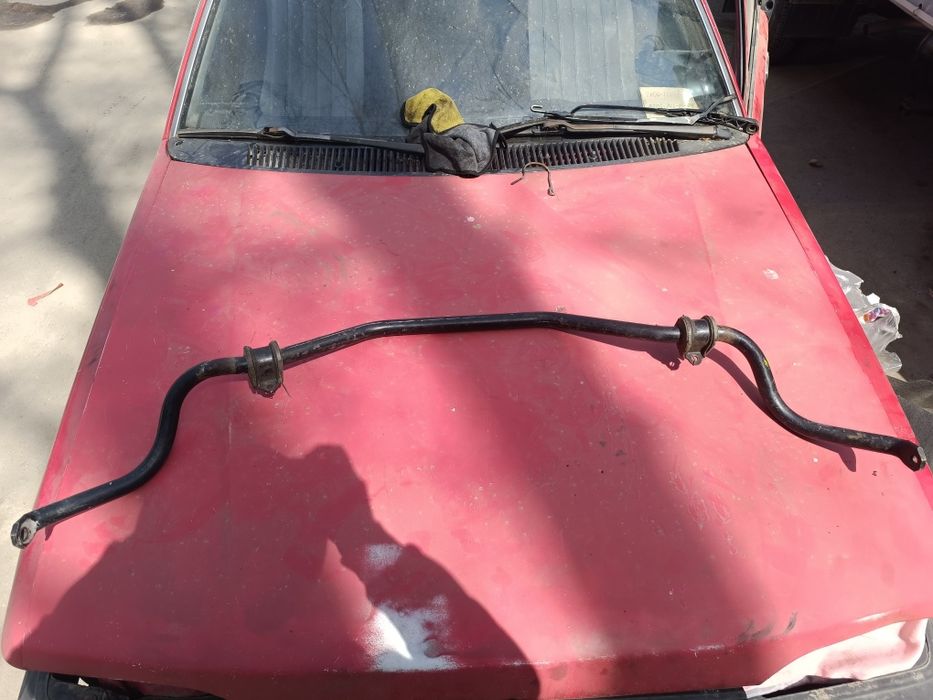Стабилизатор Mazda 323