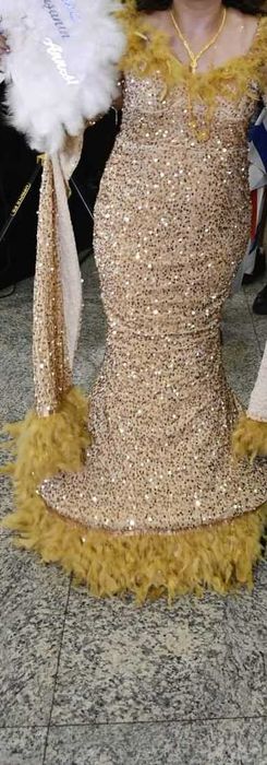 Официална рокля за повод