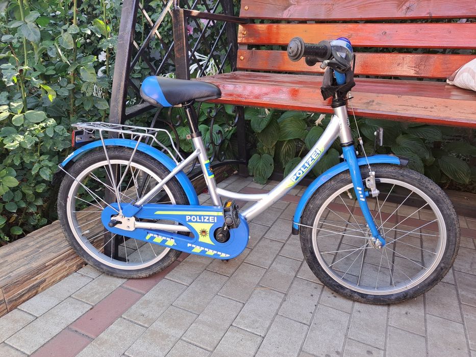 Triciclete/ biciclete  copii( fete ,damă ,băieți)