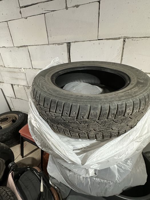 Продаю зимные шины