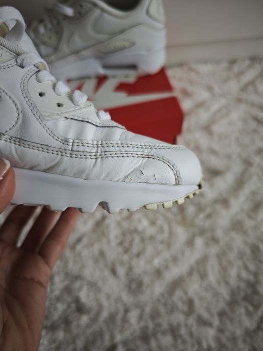 Дамски маратонки Nike Air Max 90/ бели 36 номер