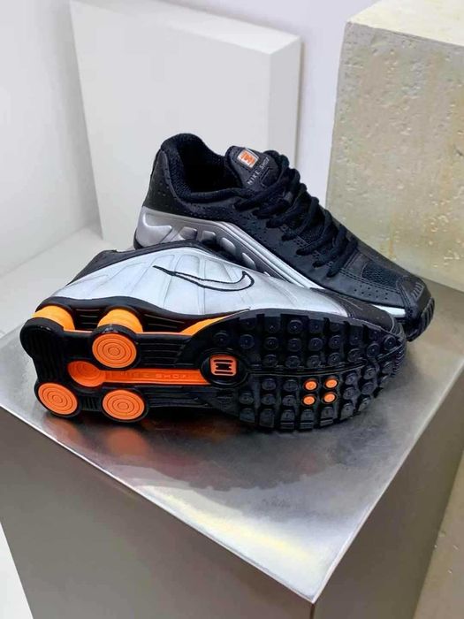 Нови мъжки маратонки Nike Air Max Shox R4 Bright Mandarin