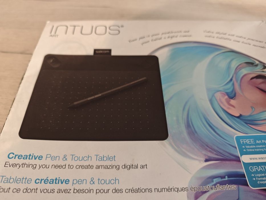 Графичен таблет INTUOS WACOM 6.3.17