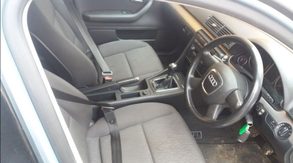 Ușa portiera stânga dreapta fata spate Audi a4 b7 break LY5J