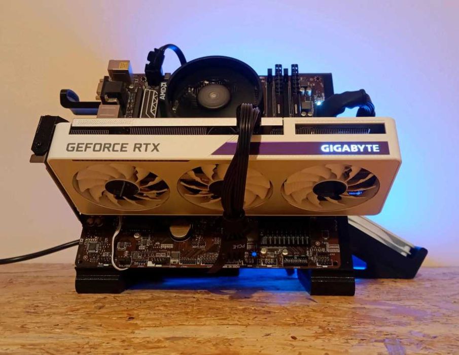 Carcasă PC Open Frame mATX – Design Premium