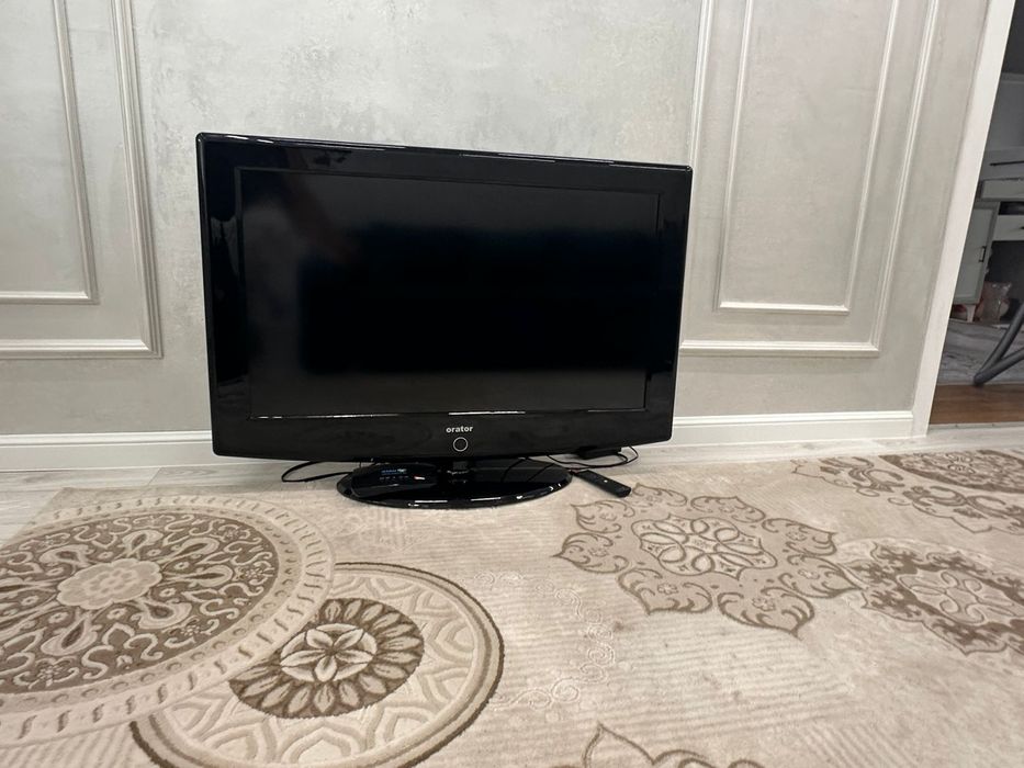 Продам телевизор, диван, люстра, жалюзи 3.20