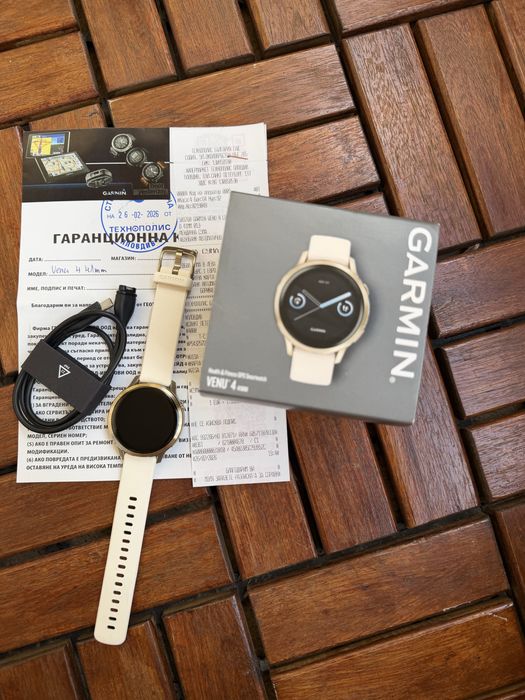 Garmin Venu 4 41mm Гаранция Lunar Gold