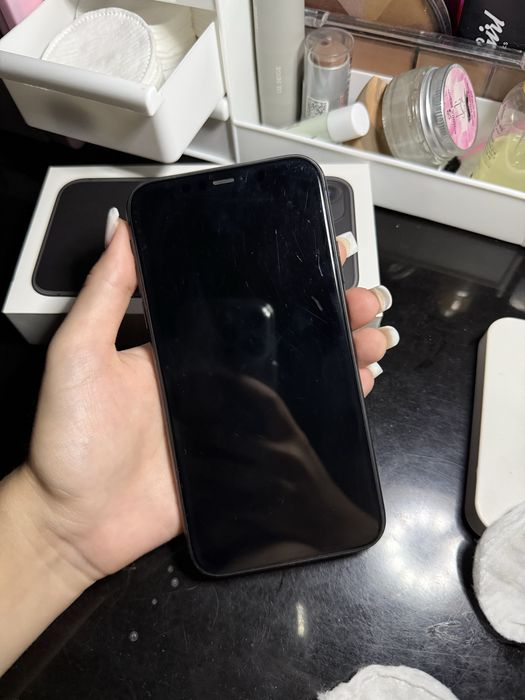 iPhone 11 128гб черный