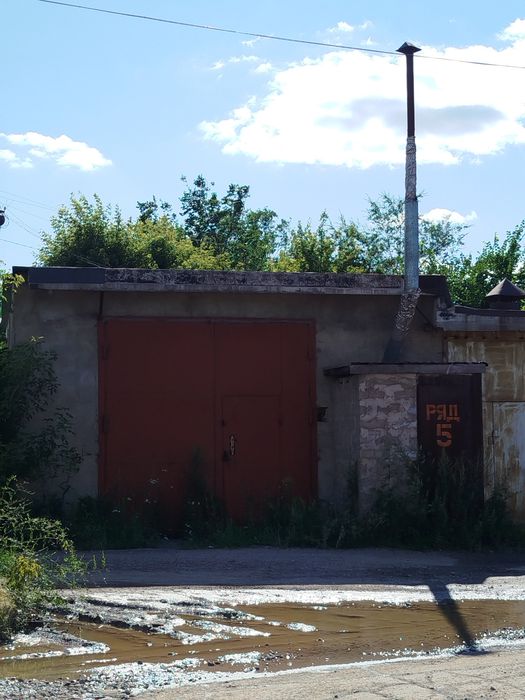 Продам гараж . 7 общество