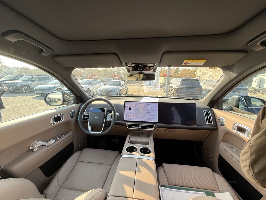 Lixian L9 Ultra Restyling 2026 qora/koffe 1 yil garantiya bor