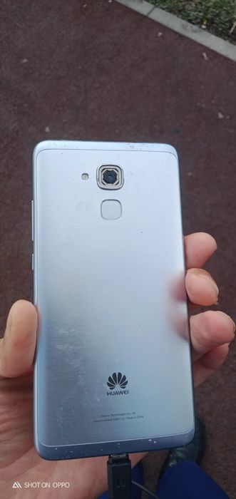 Продам телефон срочно керек