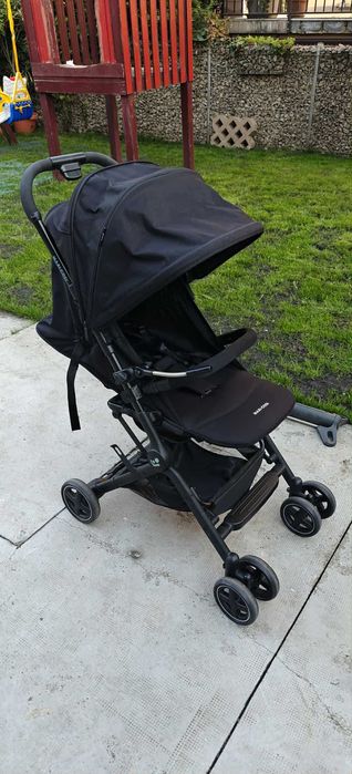 Carucior Maxi Cosi Lara 2 Negru - 300 RON