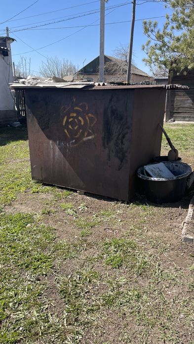 Продам бак цена договорная