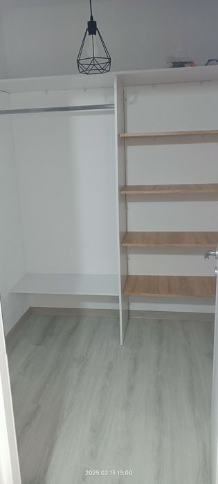Închiriez garsonieră