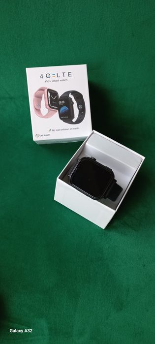 Vând ceas smartwatch GPS copii
