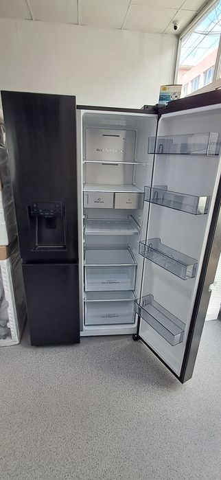 Frigider side by side Hisense 632l A++ import Germania Garanție AEG66