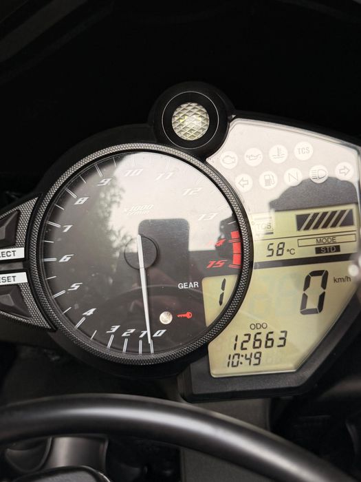 Спортбайк Yamaha YZF R1