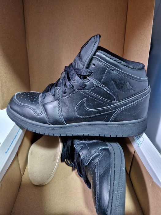 Adidasi gheata nike air jordan 1 marime 39