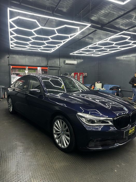 BMW 750Li XDrive