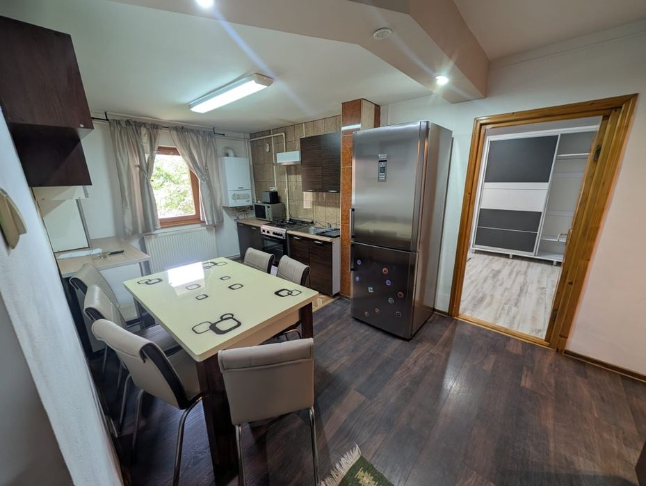 Apartament cu 2 camere de inchiriat