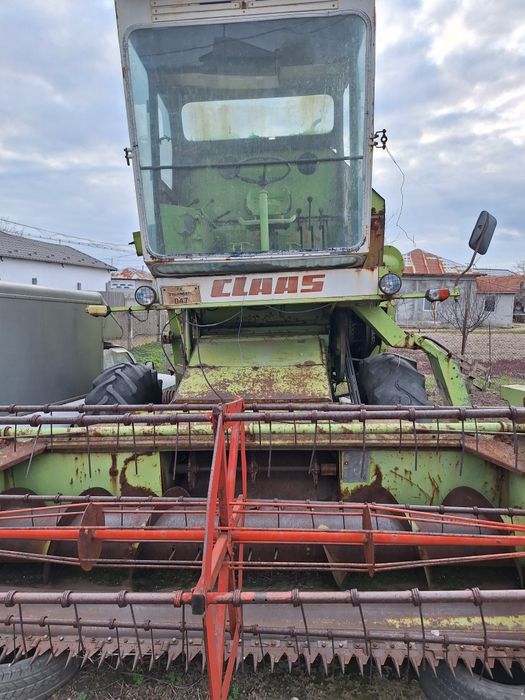 De vânzare 2 combine clas  si un combinator românesc