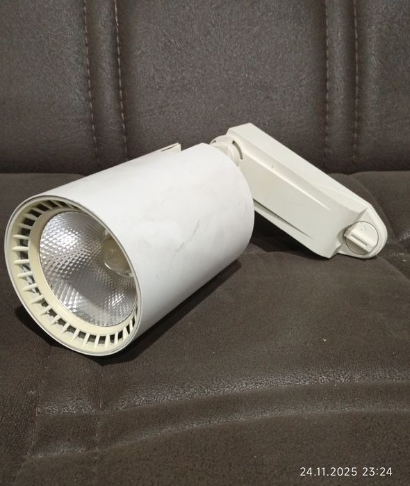 Потолочные LED светильники, пушки