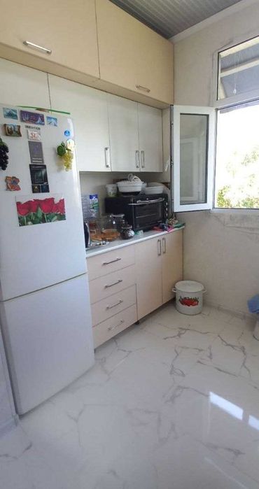 Продается 4-х комнатная квартира. Хумаюн. Ремонт