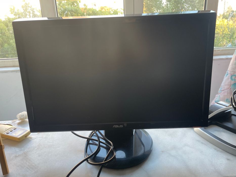 Monitor LCD ASUS