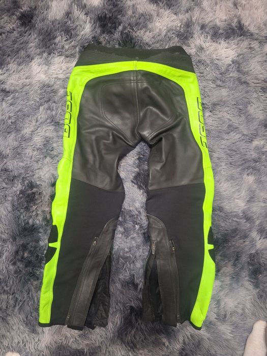 Vând costum moto 2 piese BUSE