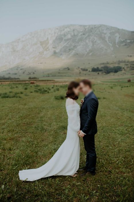 Rochie de mireasă creatie originala artist Romana G. Urmanczy (Cluj)