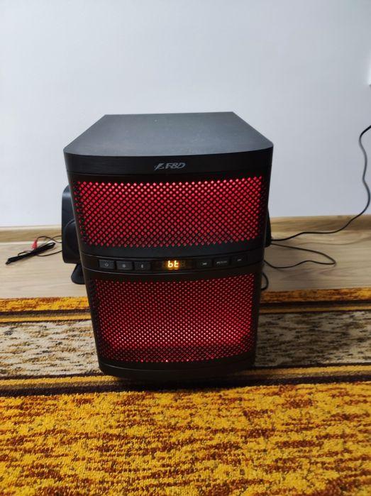 Музикална уредба Fenda  580 t