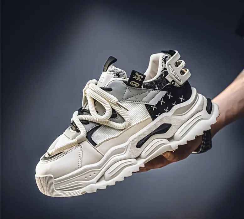 Продам кроссовки