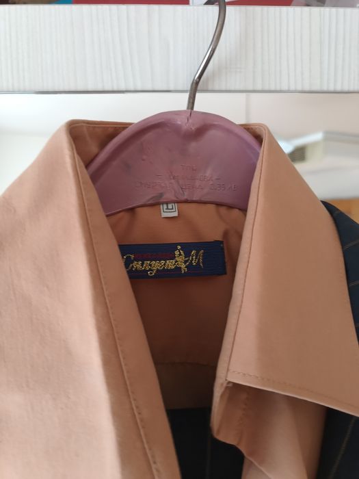 Мъжки костюм широко раие