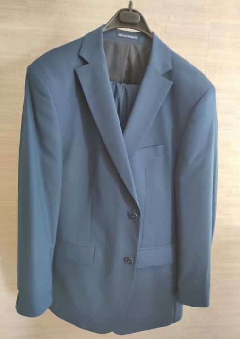 Школьная форма, костюм и брюки.