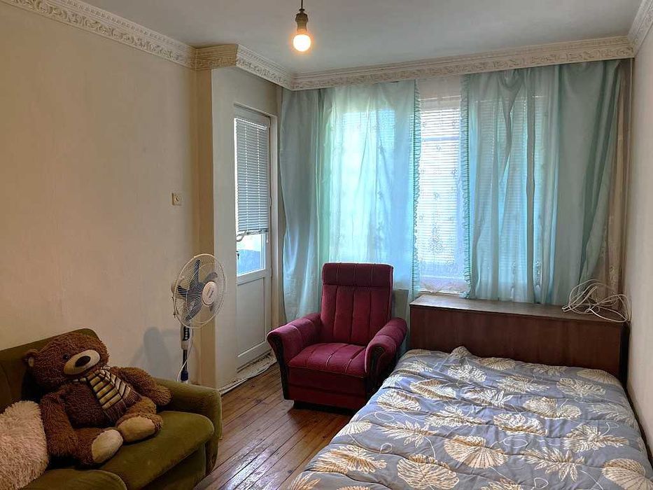 Дава се под наем Тристаен апартамент в Севлиево - 100 кв.м за 280.5 € - Снимка #4