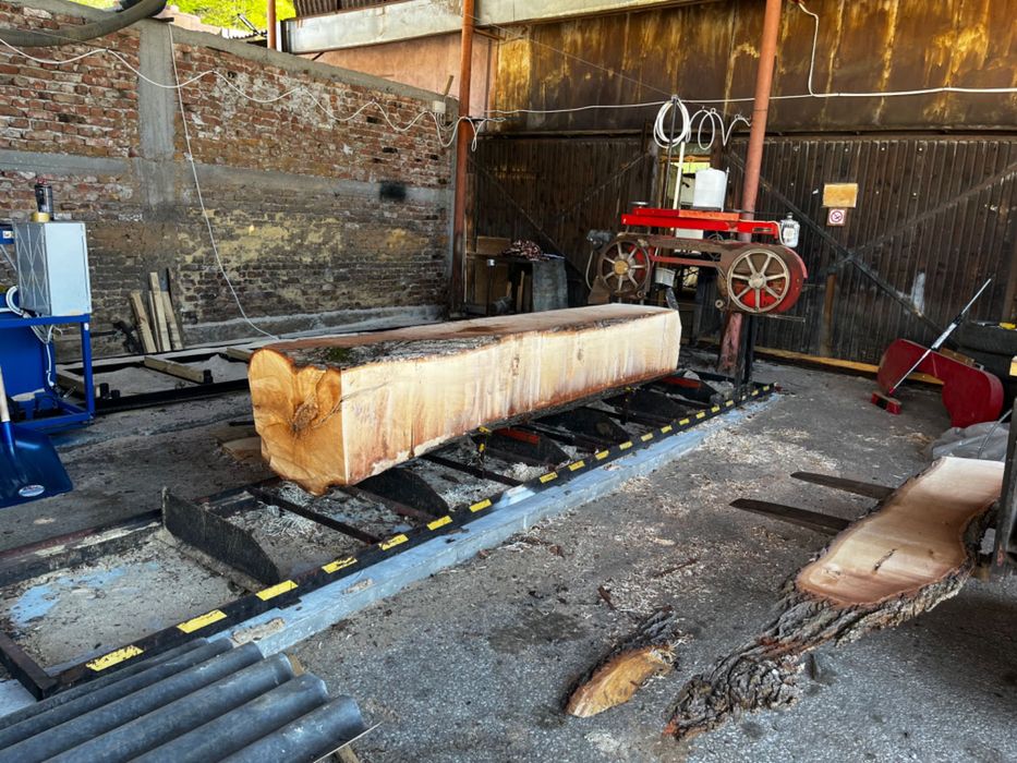 Предлагаме услуги с гатер, cnc фреза и други машини