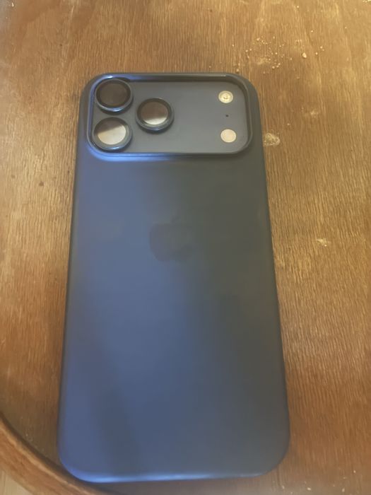 Apple 17 pro max 2t