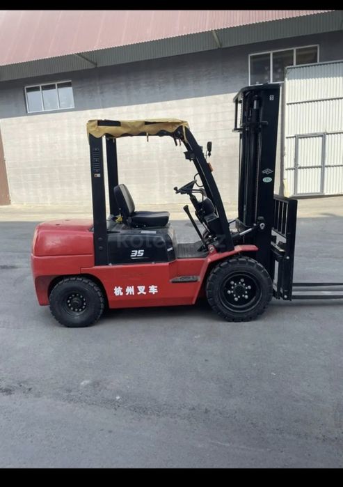 Hangcha CPCD 35, 2025