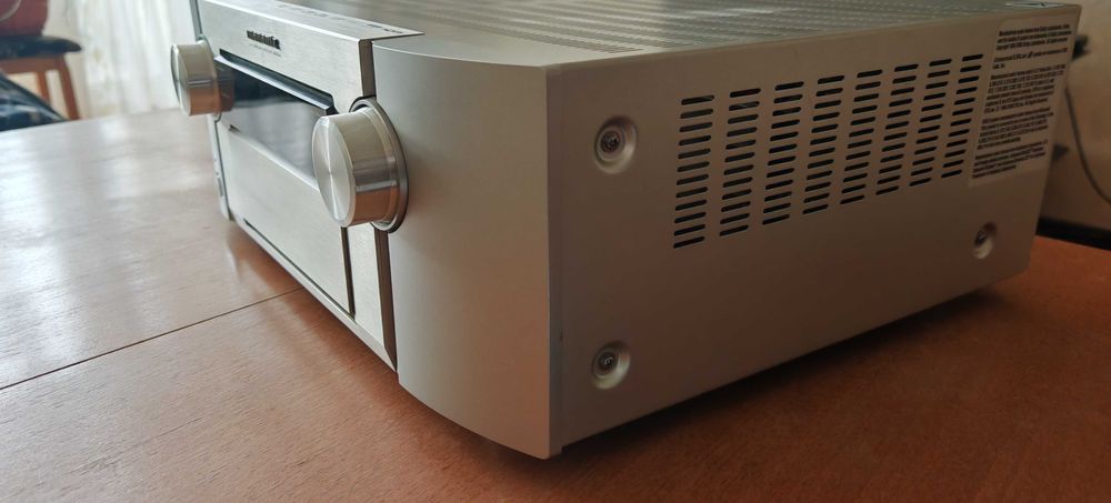 Продавам Marantz SR 6004