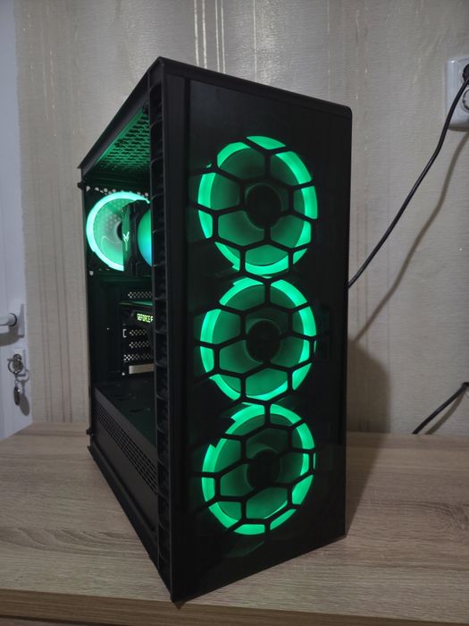 Гейминг компютър i5-10400F / GTX 1080 Ti FE / 16GB RAM / NVMe  512GB