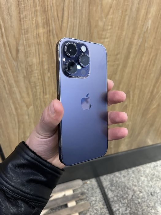 Iphone 14 pro Purple