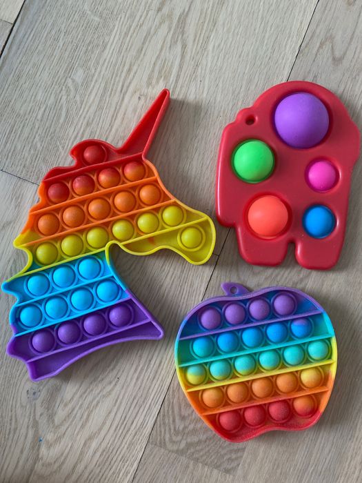 Попит игрушка для моторики